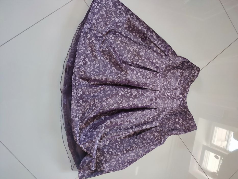 Vintage Sylwestrowa  spódnica  jedwabna United Colors of Benetton  vin