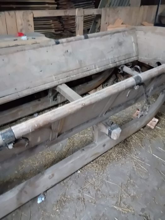 Sanie zaprzęg konny