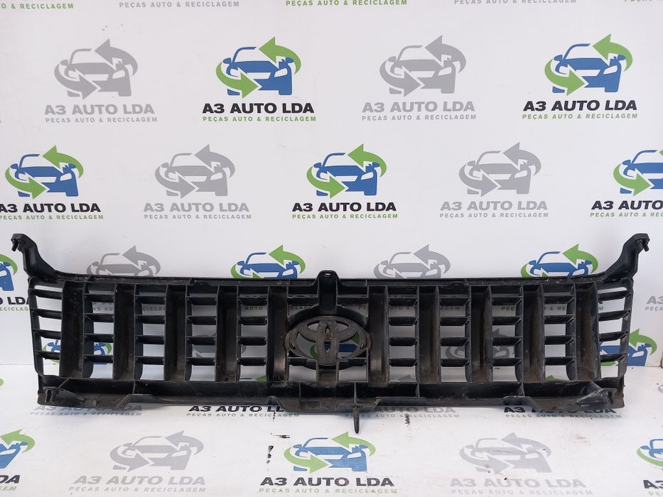 Grelha da frente Toyota Land Cruiser