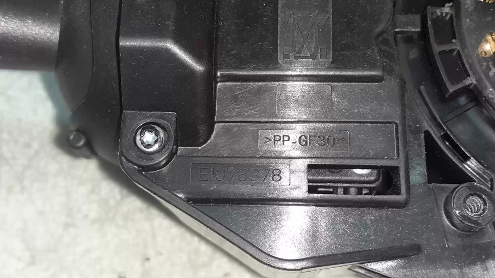 COMANDO LUZES SMART FORTWO COUPÉ 2015 -255677151R