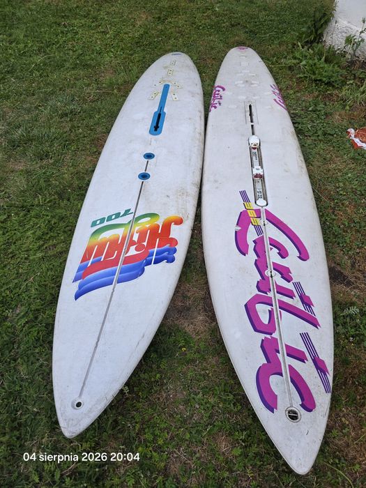 Dwie Deski windsurfingowe