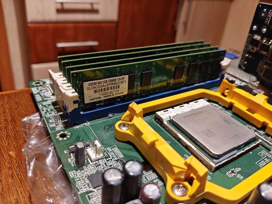 Комплект материнка+проц+оперативка+відеокарта