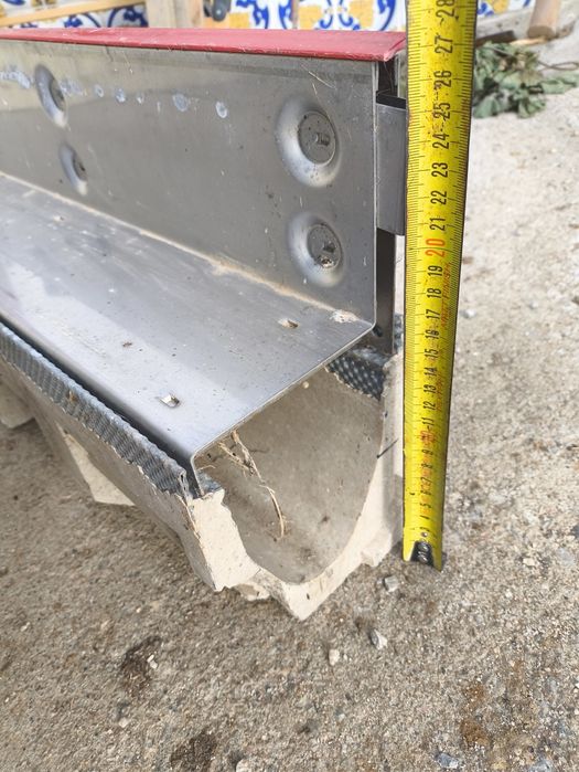 Canal de drenagem em betão polímero ACO Multidrain 100