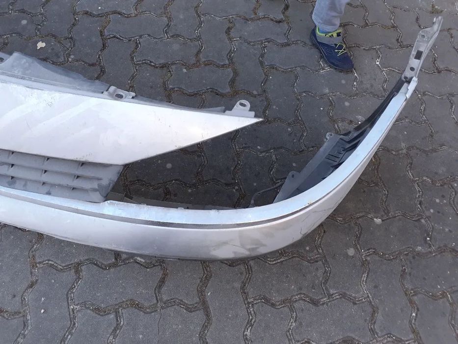 Para choques frente renault laguna 2006