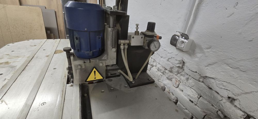 Frezarka JAROMA 2001