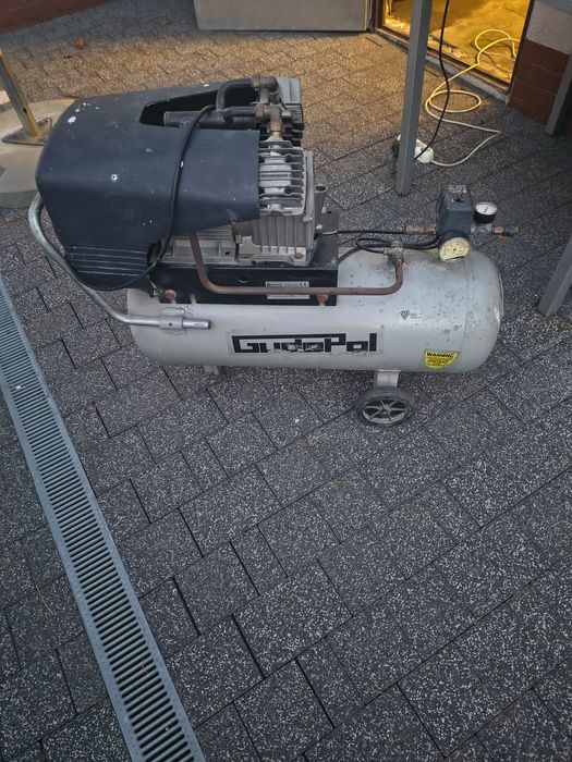 Kompresor dwutłokowy gudepol