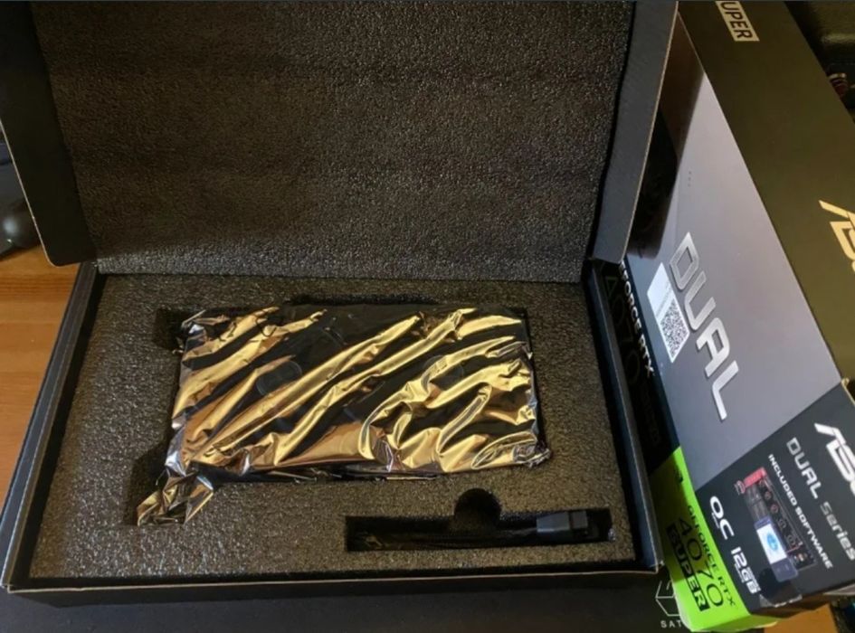 Placa Gráfica Nvidia RTX 4070 Super 12GB Gddr7 Asus