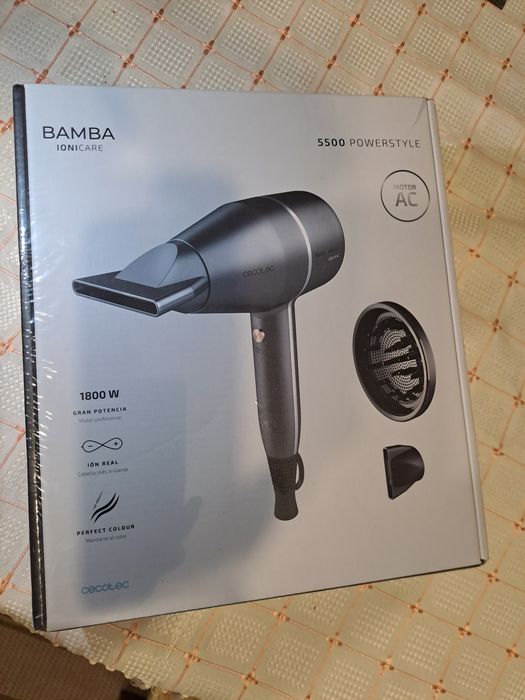 Idealna suszarka do włosów Cecotec Bamba IoniCare 5500 PowerStyle-