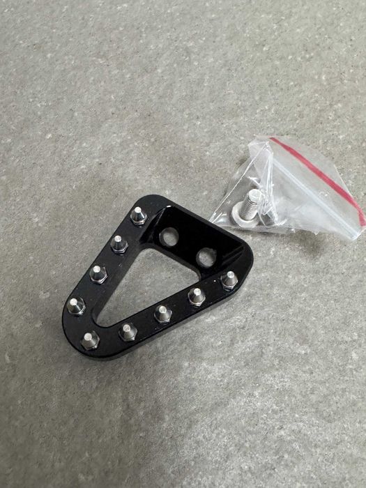 Педаль на тормоз мото накладка на тормоз гальмівна накладка