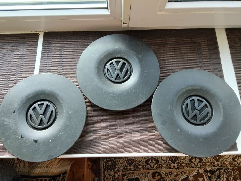 Оригинальные колпаки 3 шт на Volkswagen T4