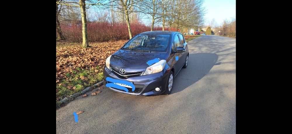 Toyota yaris 2013r