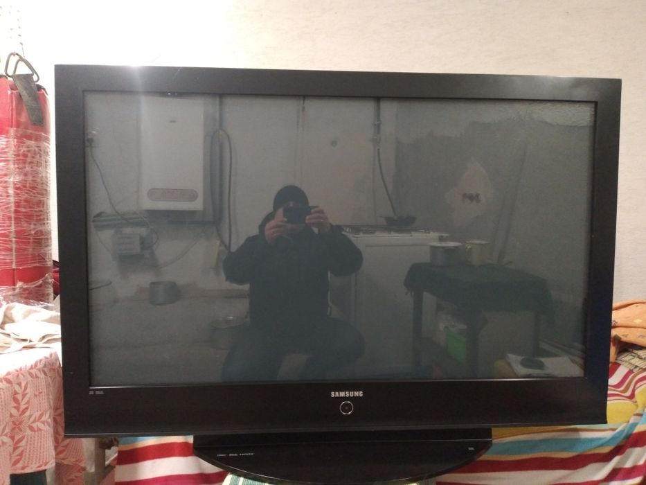 Продам Плазму Samsung 55
