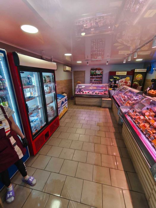 Продам комерційну нерухомість з орендарями або під Ваш бізнес у центрі