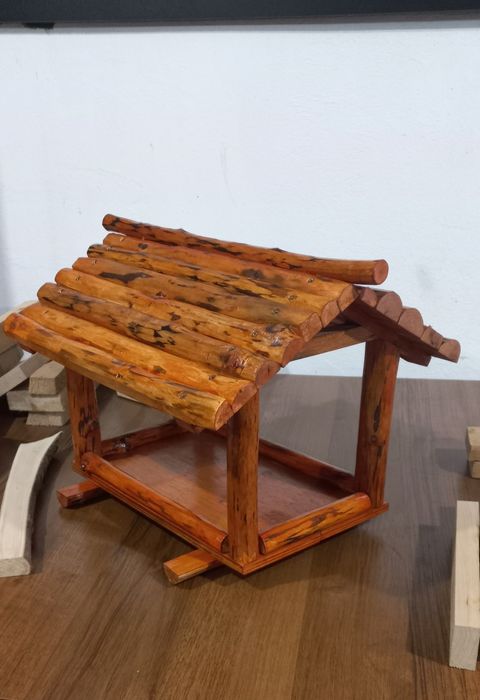 Годівниця для птахів