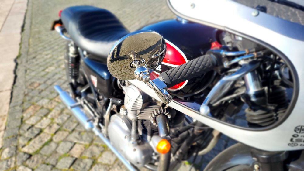 Kawasaki w 650 "Daisy" (só para CR lovers- peças originais incluídas)