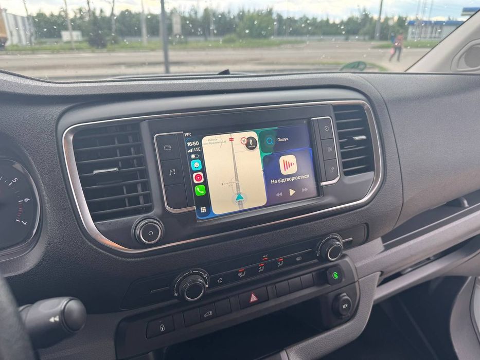 Opel Vivaro 2.0d пасажир 8+1 мість