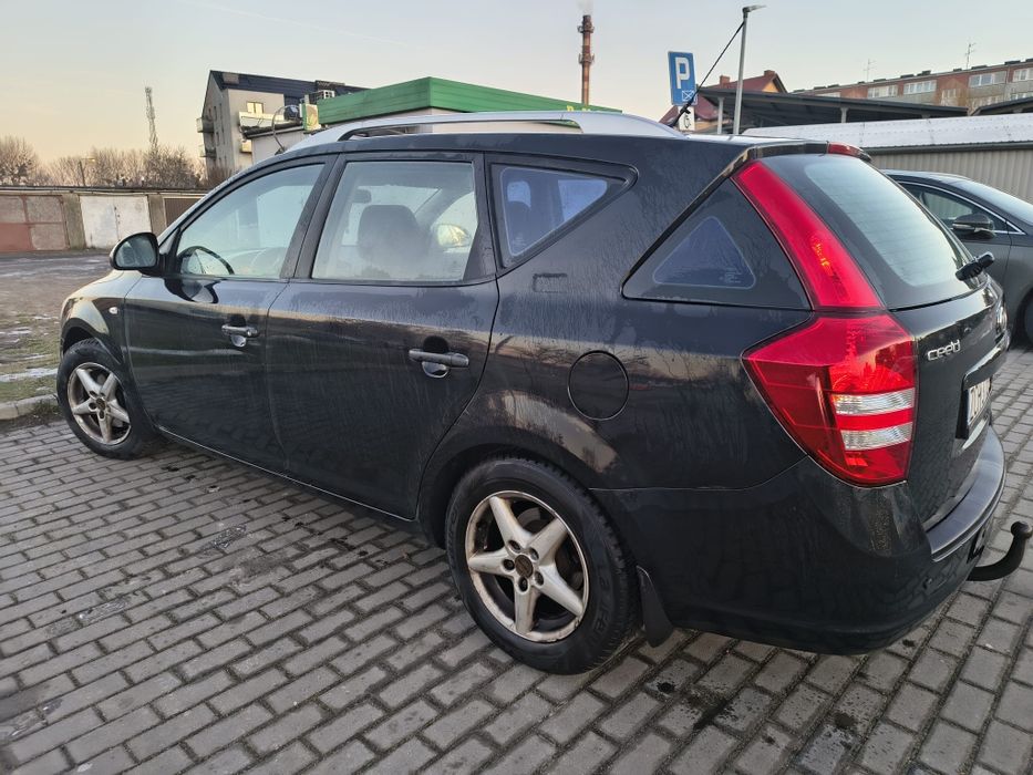 Kia cee.d 1.4b +gaz kombi z 2009r