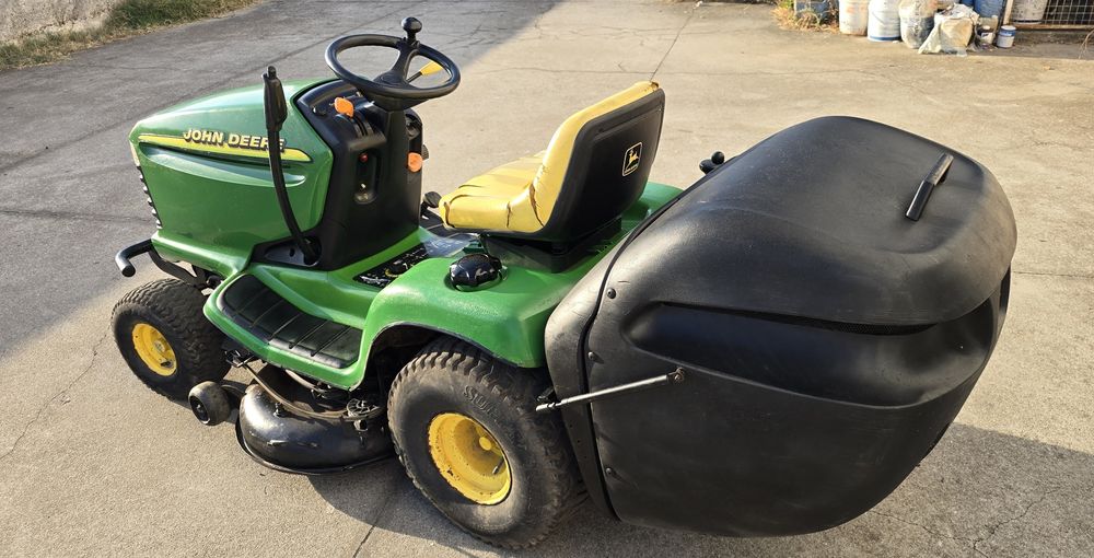 Trator Corta Relva John Deere LTR155  C/15Hp , Hidrostático