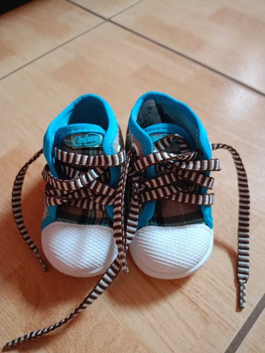 Buty niemowlęce roz 18 Befado