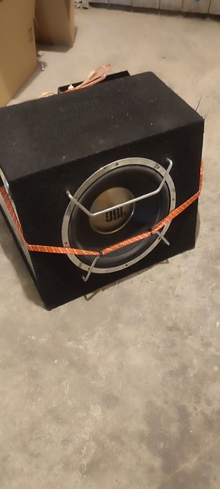 Tuba basowa wzmacniacz kondesator