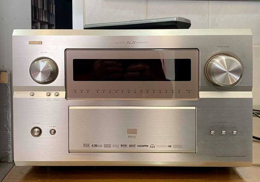 AV top em excelente estado