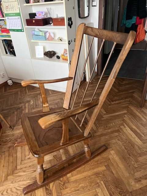 Fotel drewniany dębowy bujany