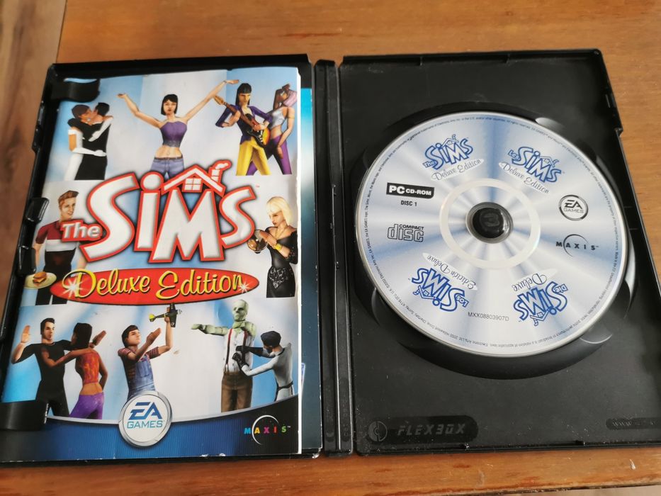 The sims deluxe edition PC