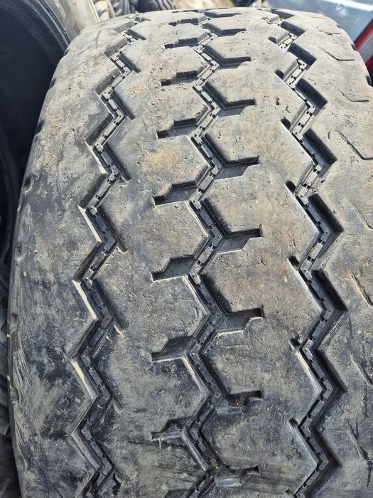 Opona 445/65r22.5