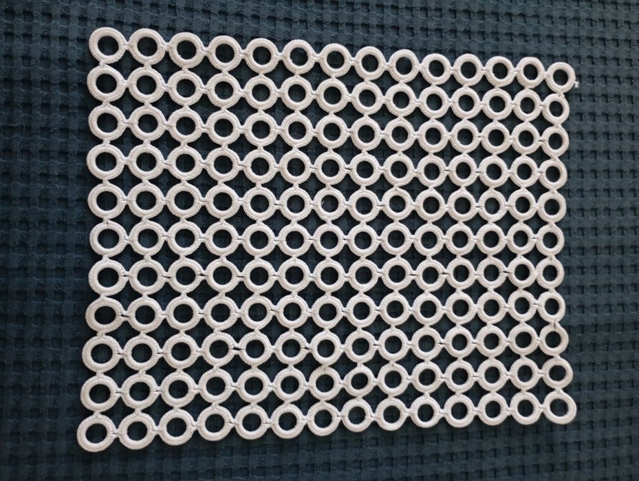 2 Naperons de argolas em crochê