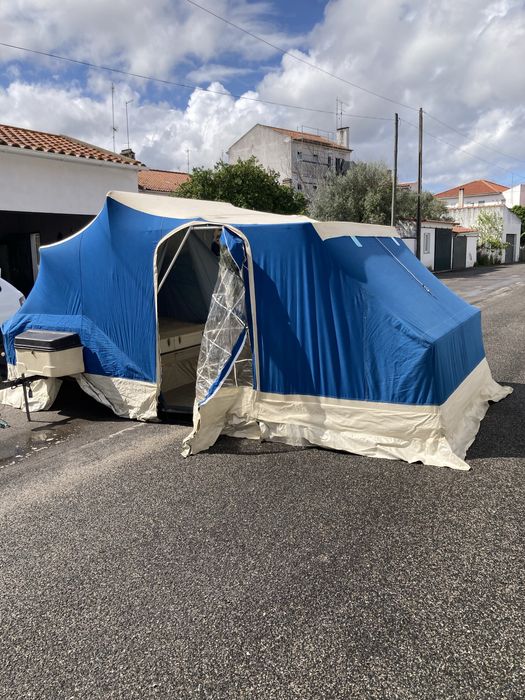 Auto tenda atrelado