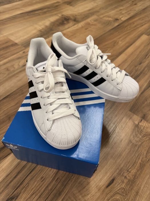 Adidas Superstar biało-czarne – stan idealny, raz założone