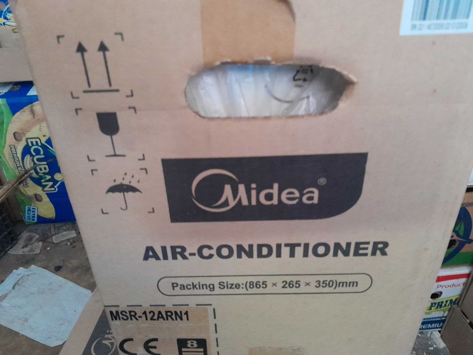 кондиціонер Midea MSR-12ARN1