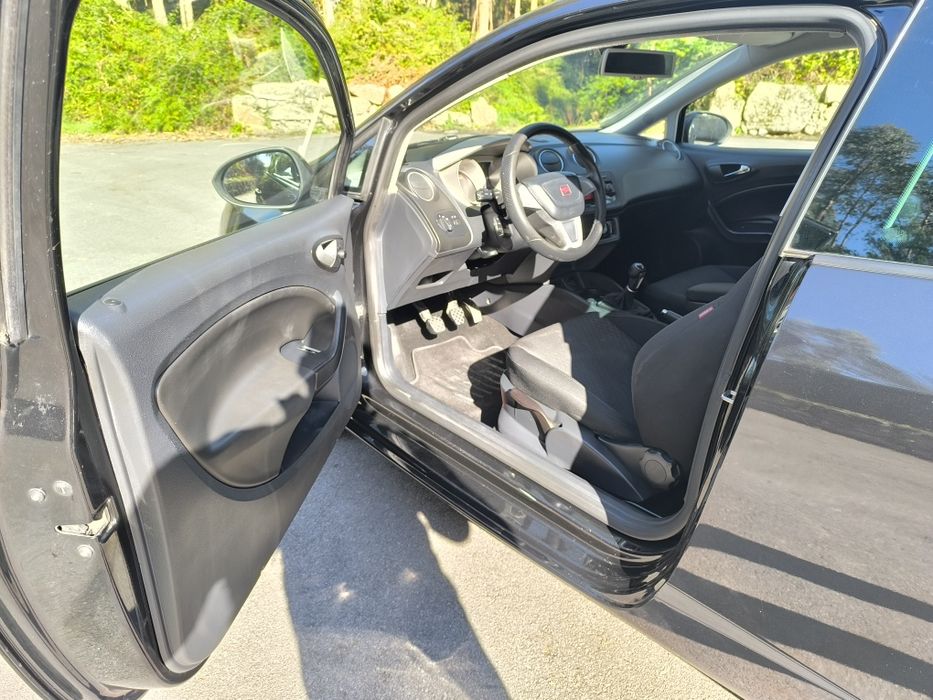 SEAT Ibiza 6j 1.9TDI 105Cv