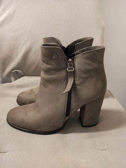 Botki jasnoszare r. 39