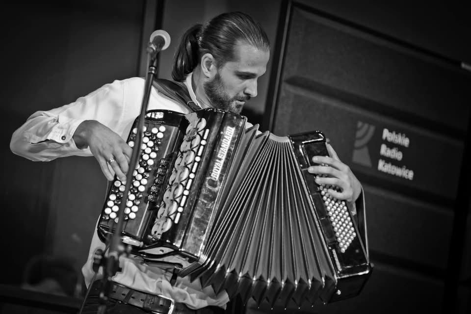 Akordeonista, ślub, biesiada, kolędowanie, eventy, współpraca, oprawa muzyczna
