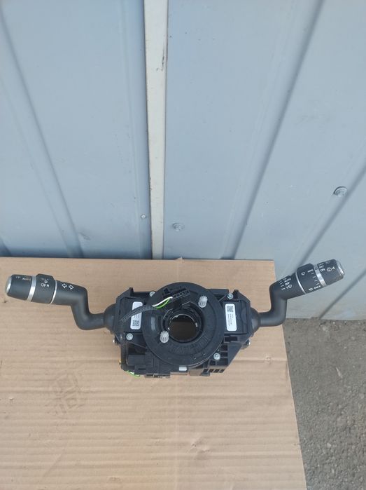 Przełącznik zespolony Land Rover Discovery Sport L550