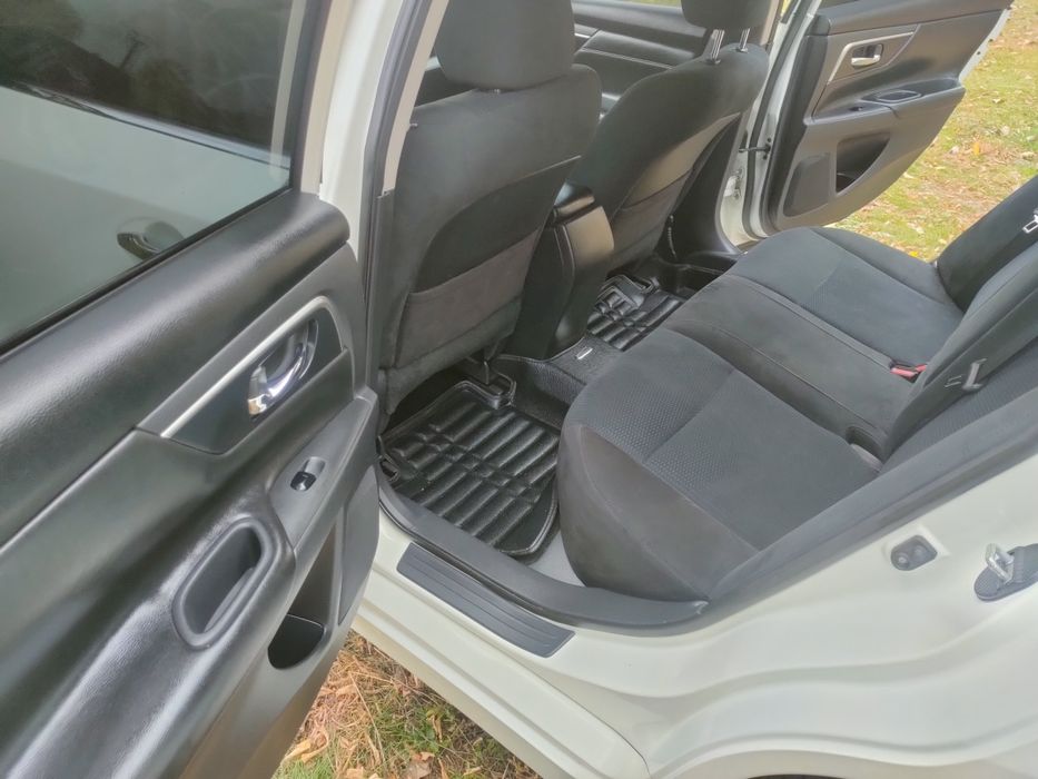 Продам Nissan ALTIMA 2016р.2.5 бензин