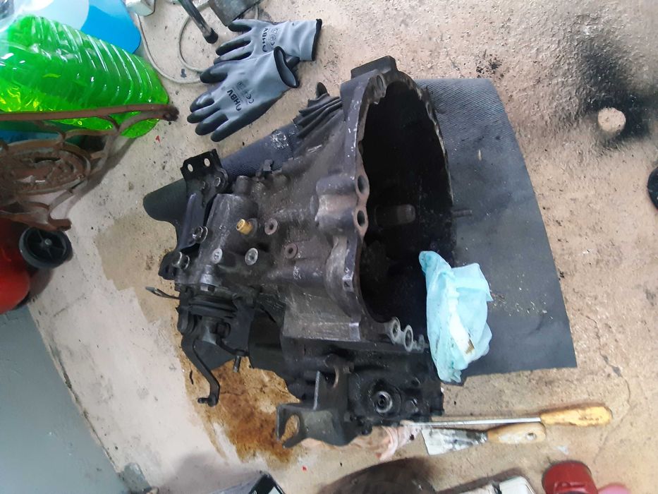 Toyota motor e caixa 5velocidades completa