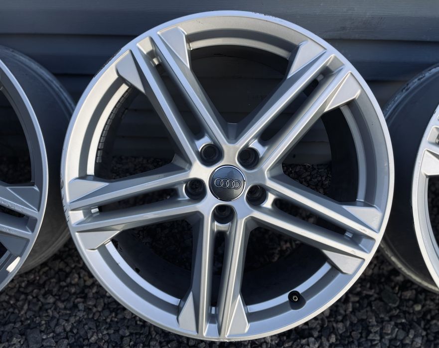 Продам комплект оригінальних дисків Audi 5/112 R20 5*112 20