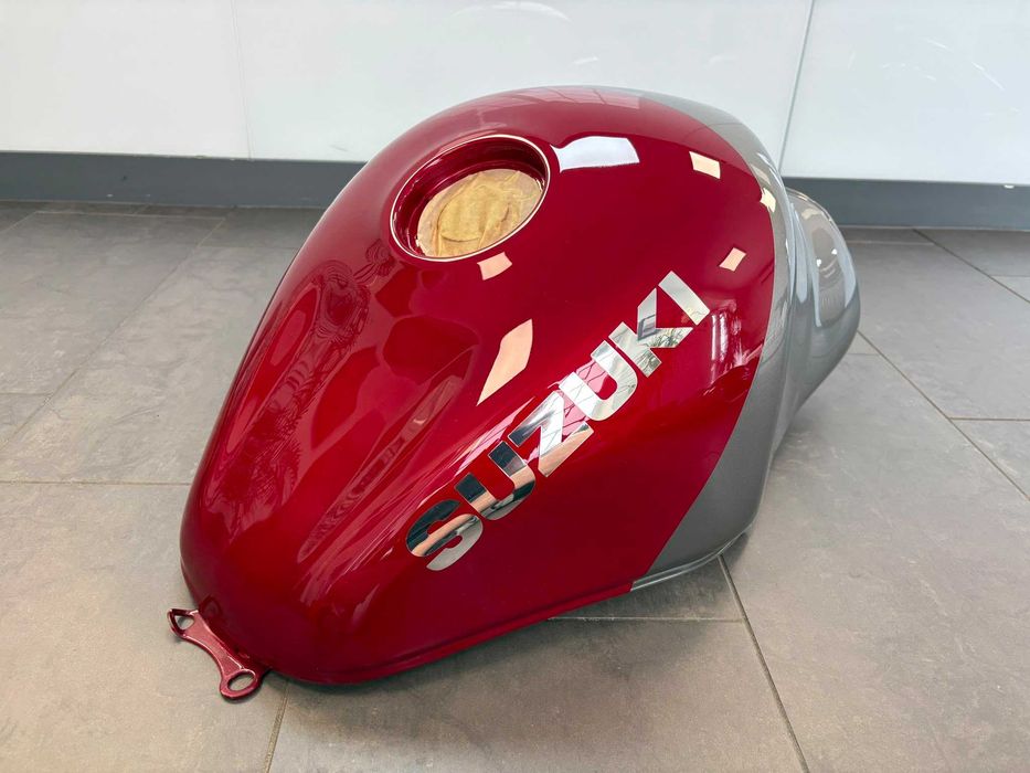 Zbiornik Paliwa Bak Suzulki GSX-R 1300 Hayabusa 1999-07 [4918]