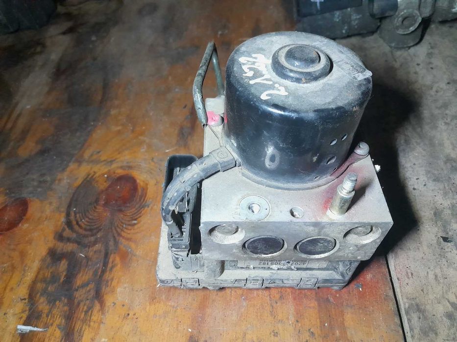 Pompa hamulcowa ABS Vw Sharan 1996- 7M0'907379D 7M0'614111P