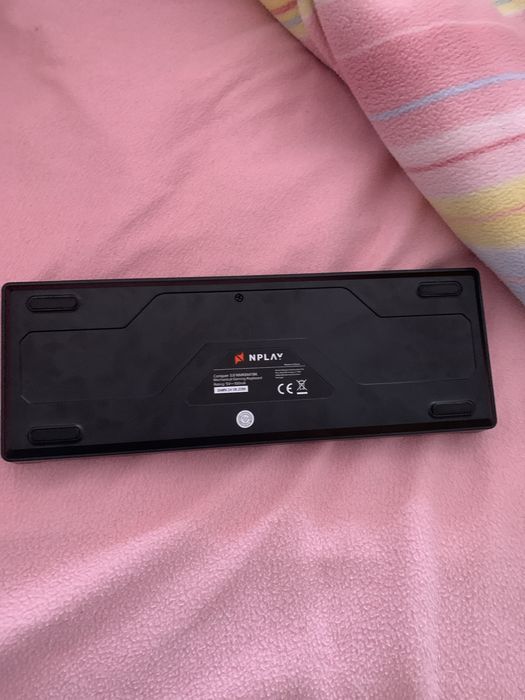 Vendo teclado 60% em bom estado