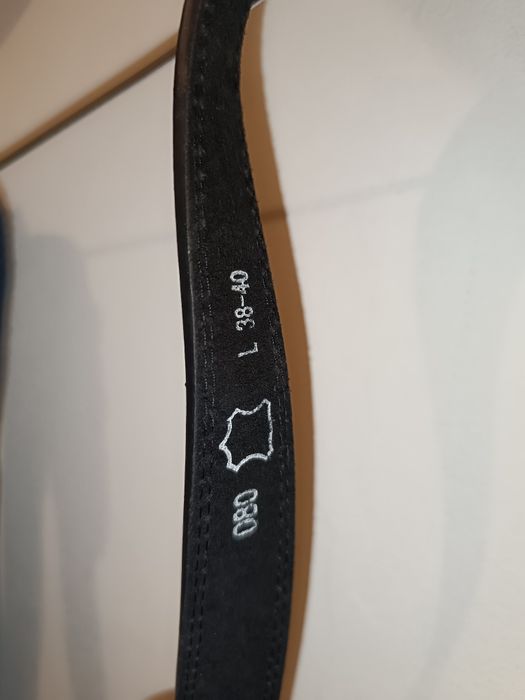 Cintos de vários estilos