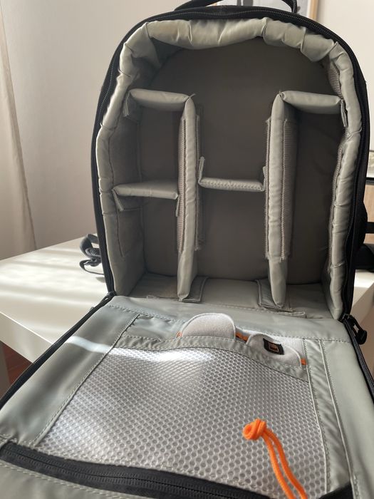 Mochila Lowepro Pro Runner 200 aw