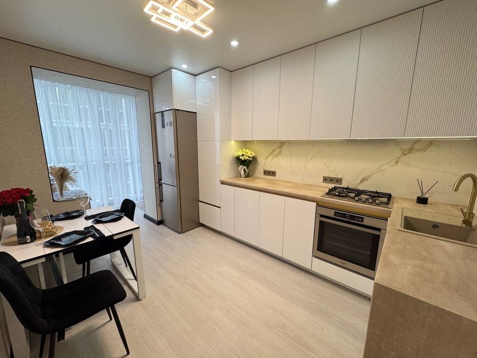 ЄОселя до 3х років! 2 к з ремонтом! Газ!