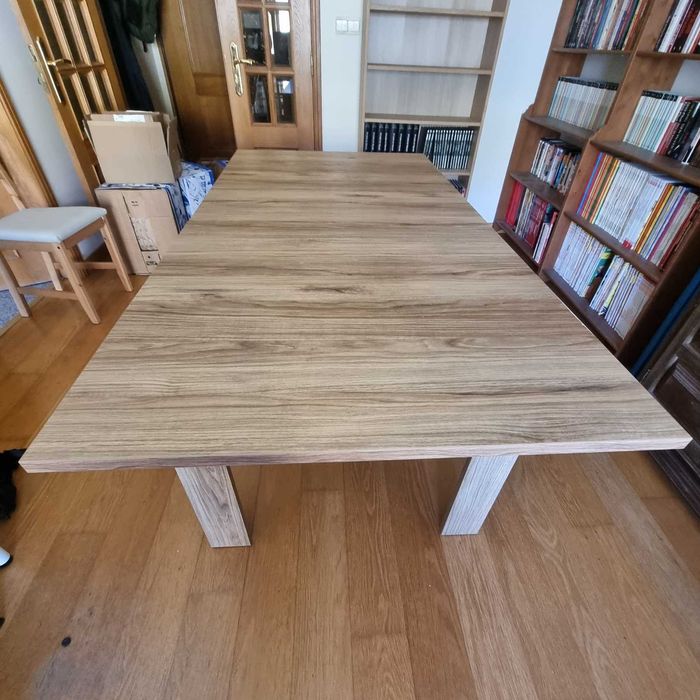 Mesa de jantar extensível
