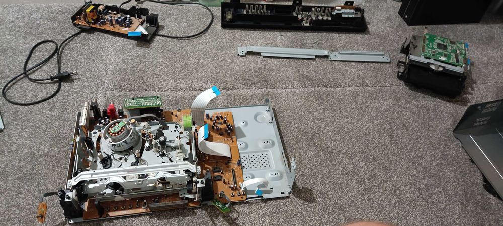 Naprawa Serwis Magnetowidów Video VHS MEDION FUNAI Toshiba PHILIPS LG
