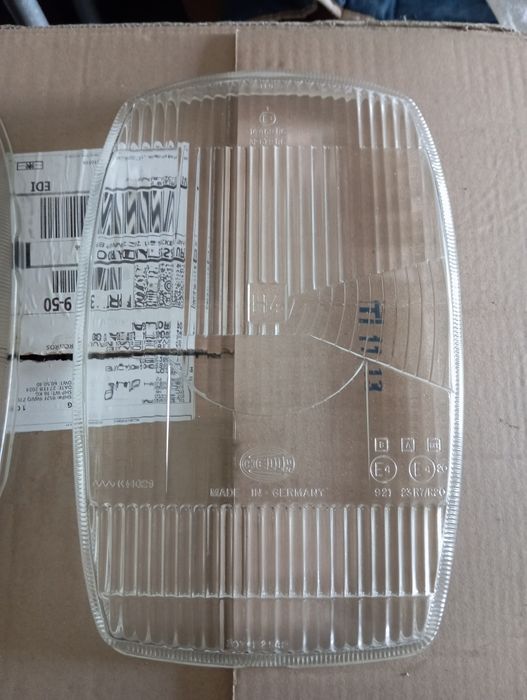 Vidros farol  + espelho esquerdo Mercedes w115 novos (NOS)