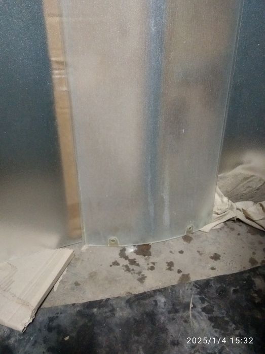 Продам скляні двері до душевої