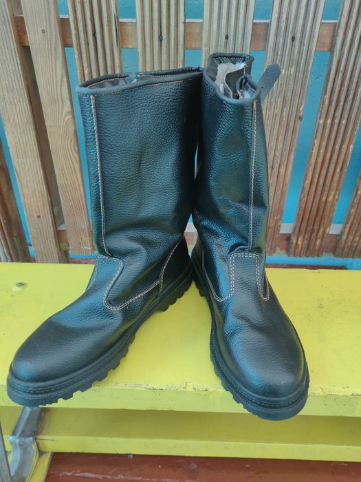 Зимове спецовочне робоче взуття